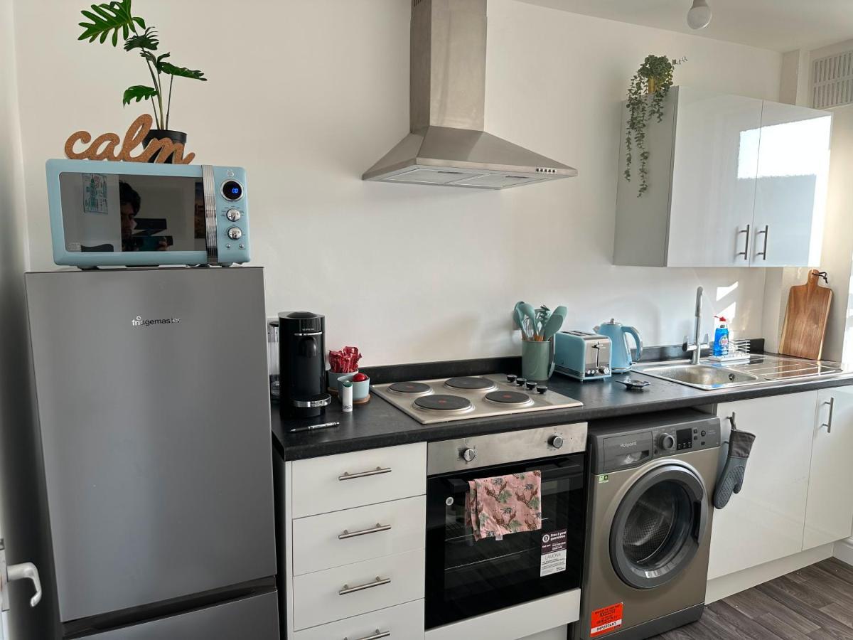 Cosy Authentic Flat In The Heart Of גאלאשילס מראה חיצוני תמונה
